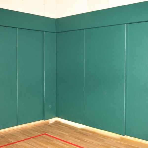 Safety mattress for poles