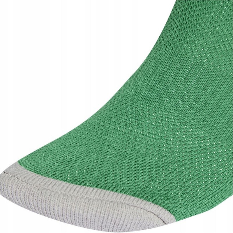 Adidas 727269 soccer gaiters, size L, green color