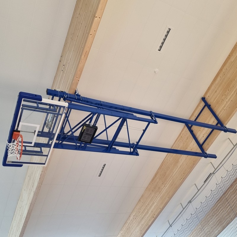 Suspended structure with electric drive for basketball