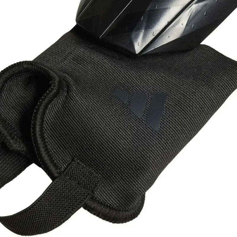 Adidas Predator SG Match football protector, black color