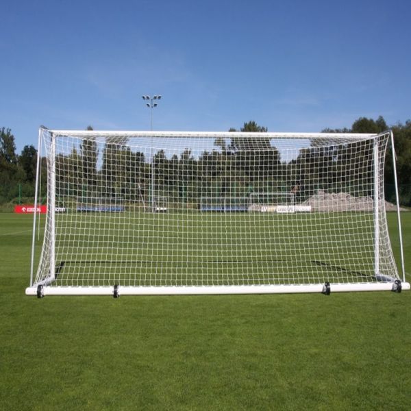 Soccer goals 7.32 x 2.44m mobile with wheels, aluminum, oval profile 120 x 100 mm, depth 80/200 cm
